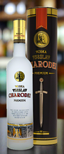 Lade das Bild in den Galerie-Viewer, Vseslav Charodei Premium Vodka in Geschenkbox 0,7L